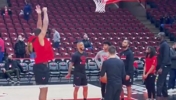 笑死！看TT这段近框抛投训练，让我觉得自己无限接近NBA😂